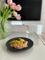 Currykastike on oiva kastike broilerille. 